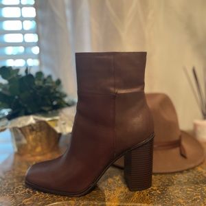 Brand NEW ALDO boots two tone brown